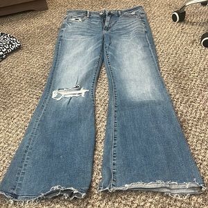 American Eagle size 8 stretchy flare denim